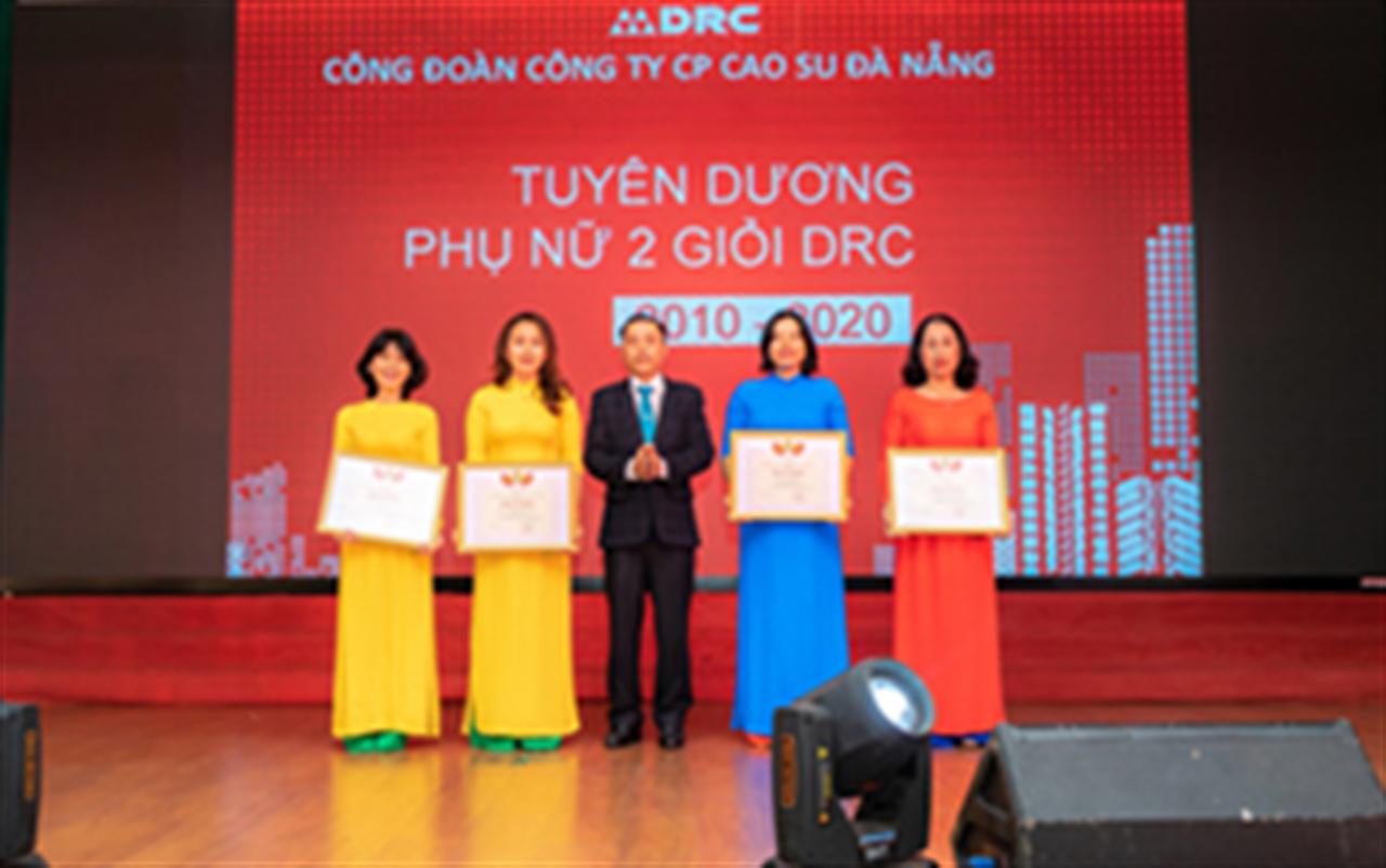 Công đoàn Công ty CP Cao su Đà Nẵng: Tổng kết phong trào "Giỏi việc nước, Đảm việc nhà" năm 2020