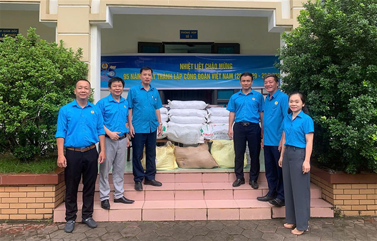 Apatit Vietnam Provides VND 213 Million in Support to Employees