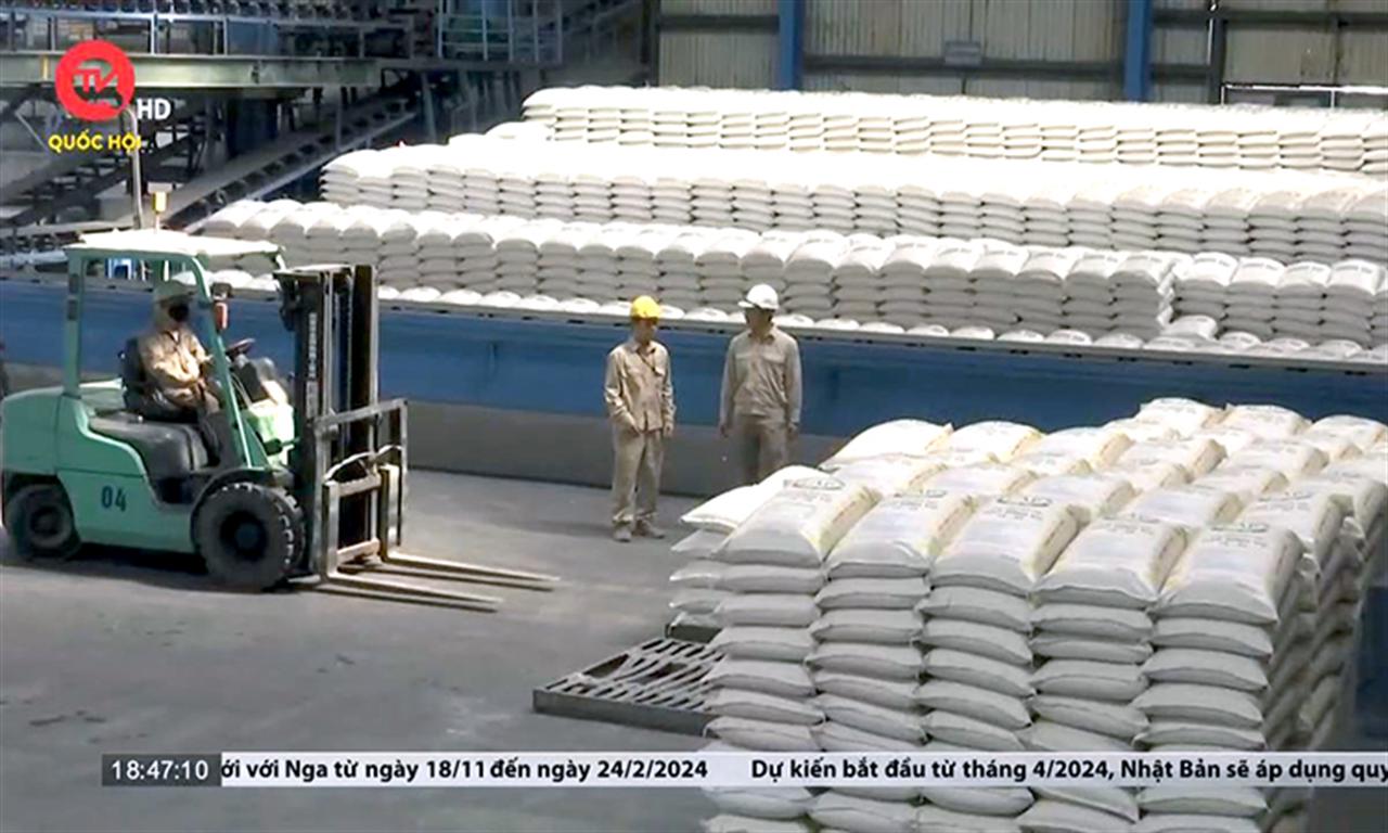 Bảo vệ ngành sản xuất bằng công cụ phòng vệ thương mại