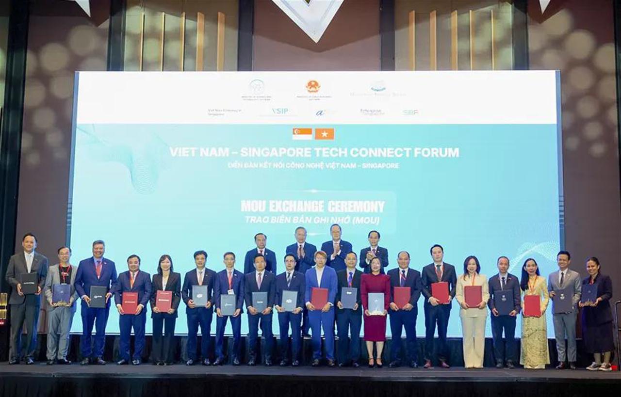 Vinachem thiết lập hợp tác chiến lược với DSM-Firmenich dưới sự chứng kiến của Tổng Bí thư, Chủ tịch nước Tô Lâm.