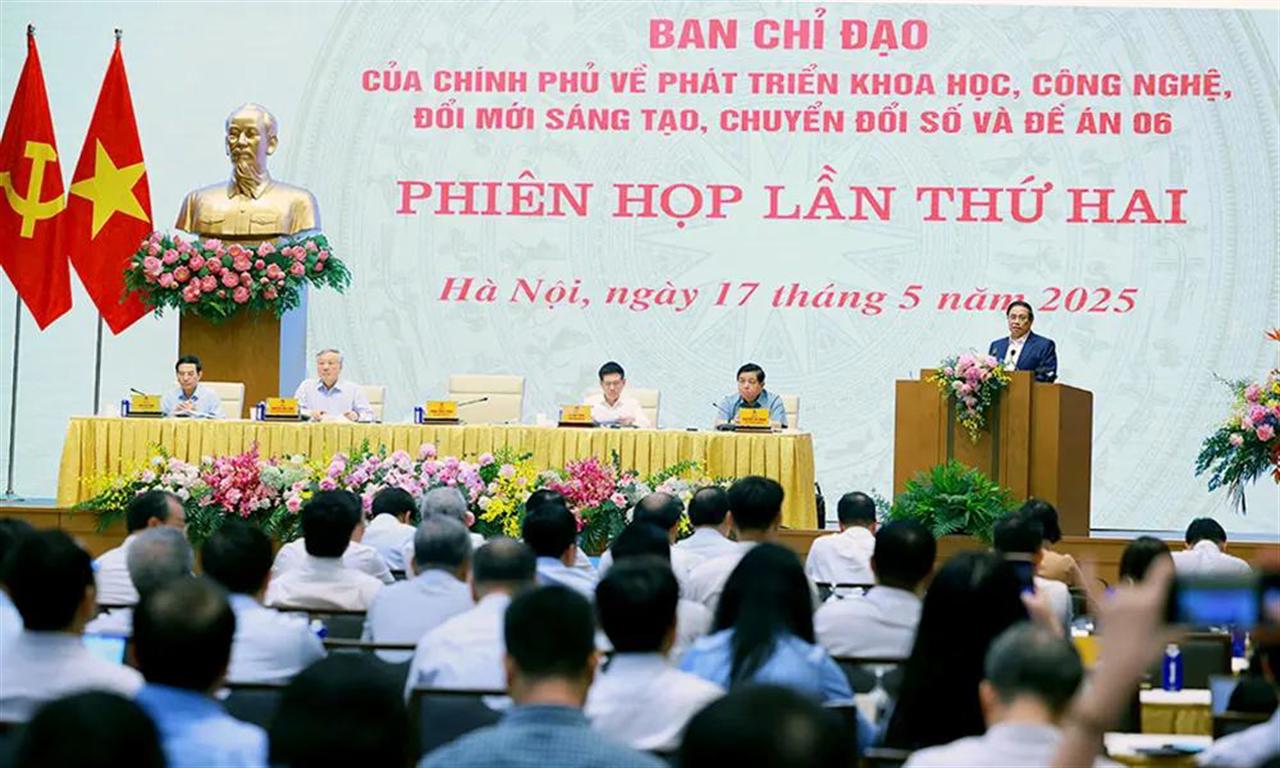 Phiên họp thứ hai Ban Chỉ đạo đổi mới sáng tạo, chuyển đổi số và Đề án 06: Vinachem đẩy mạnh ứng dụng công nghệ