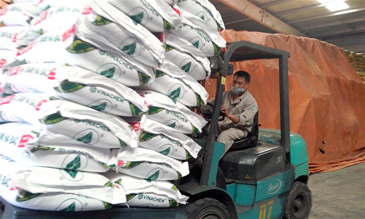 Sản xuất trong nước thua thiệt vì chịu thuế cao hơn hàng nhập khẩu