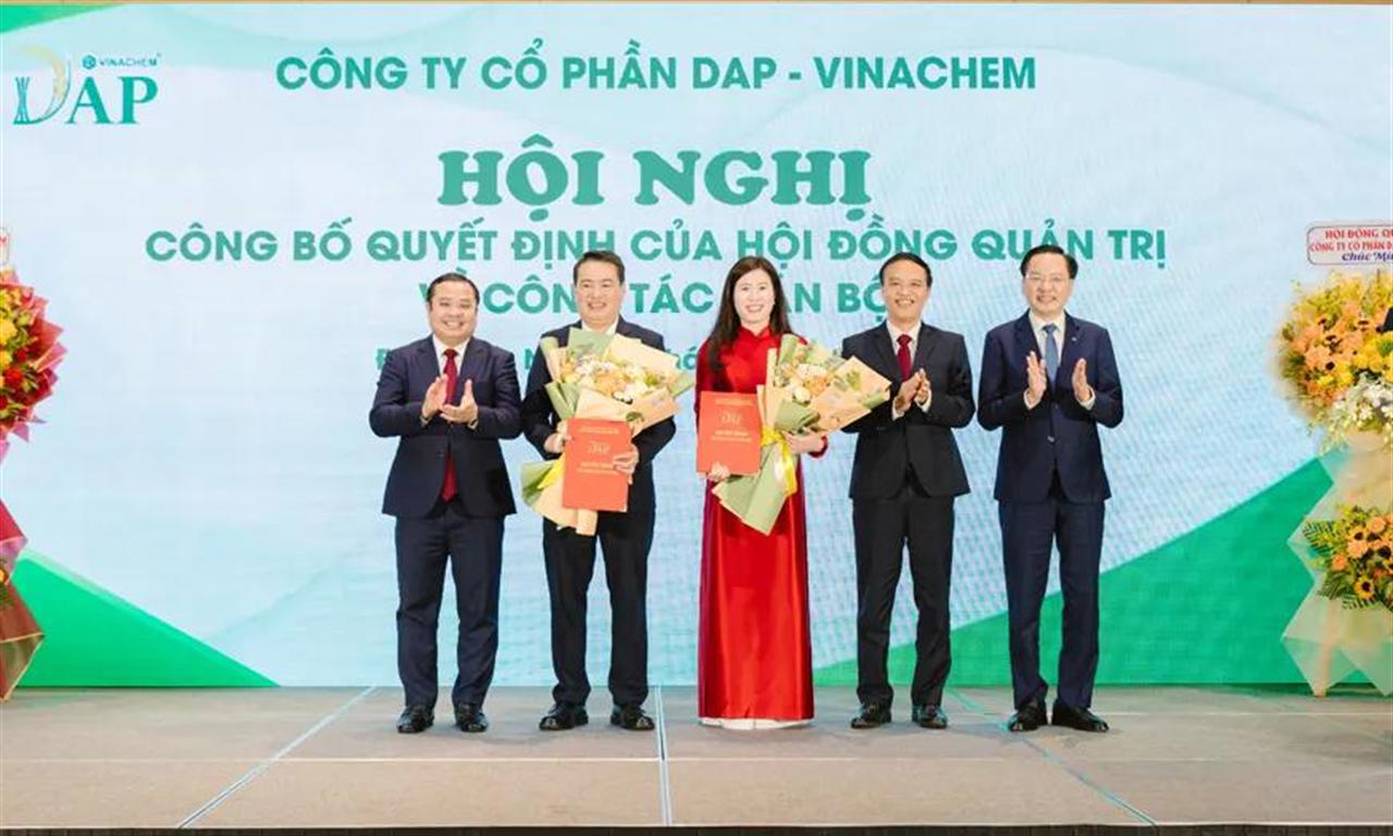 DAP – Vinachem công bố quyết định bổ nhiệm Tổng Giám đốc và Kế toán trưởng