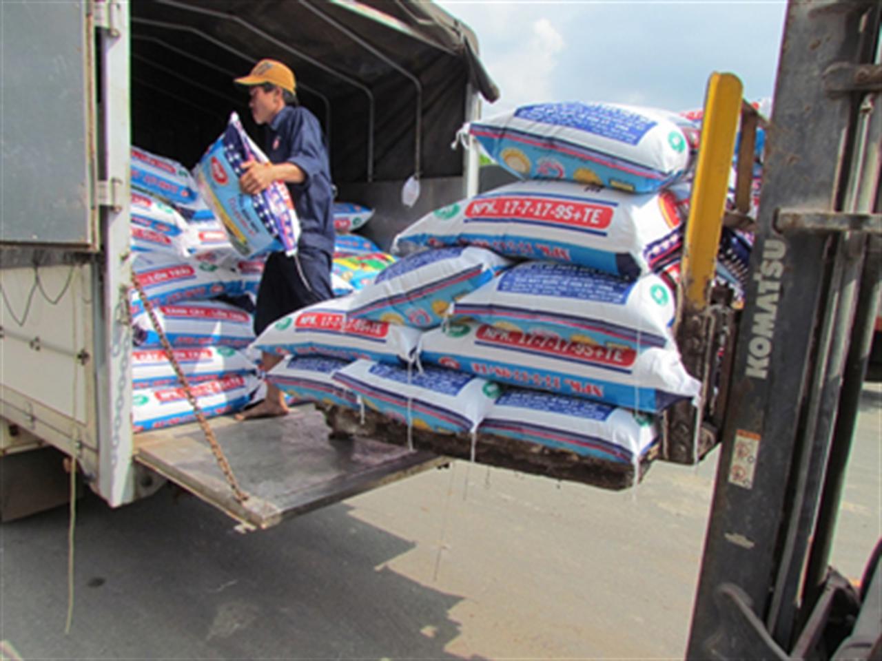 Doanh nghiệp phân bón gặp khó