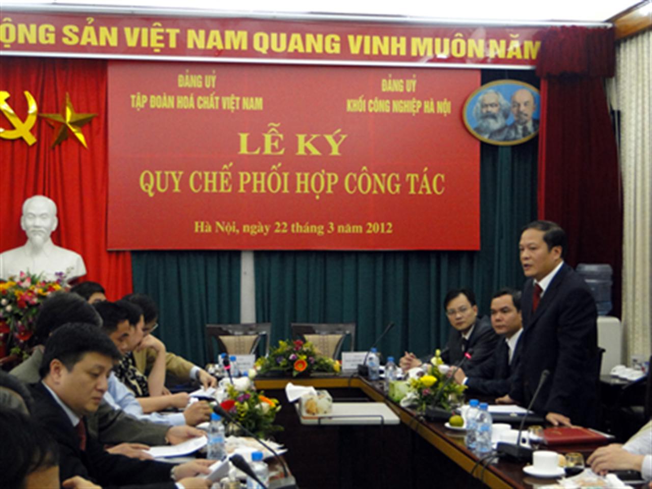 Ký kết Quy chế phối hợp công tác giữa Đảng uỷ Tập đoàn Hóa chất Việt Nam và Đảng uỷ Khối Công nghiệp Hà Nội