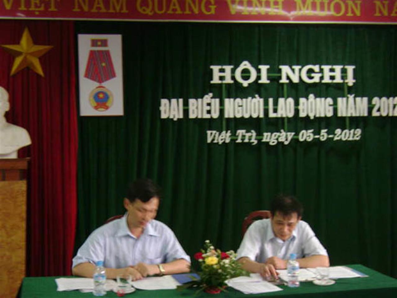 Hóa chất Việt Trì tổ chức Hội nghị đại biểu người lao động năm 2012