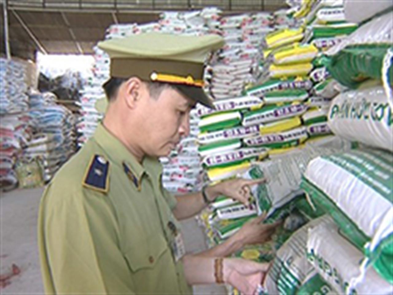 Năm 2017, sẽ siết chặt thị trường phân bón và xăng dầu