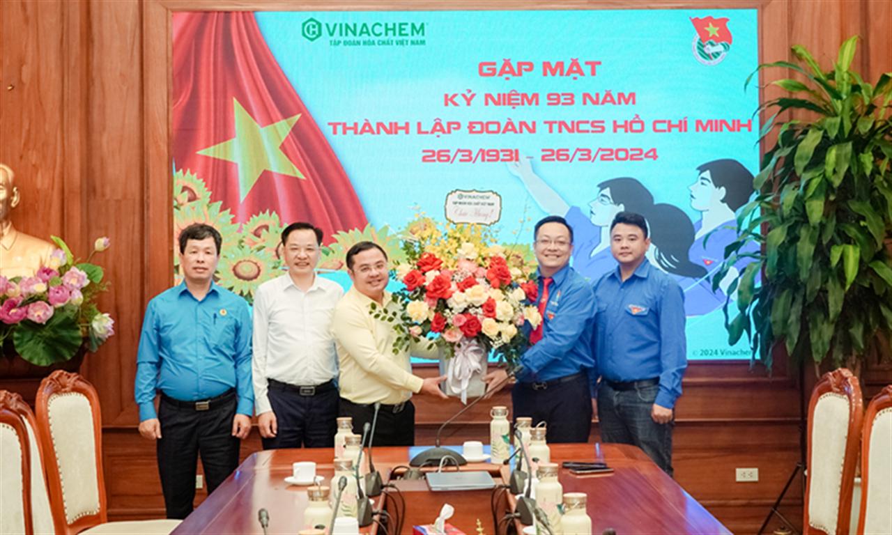 Lãnh đạo Tập đoàn Hóa chất Việt Nam chúc mừng Đoàn TNCS HCM Tập đoàn nhân Ngày thành lập Đoàn TNCS Hồ Chí Minh