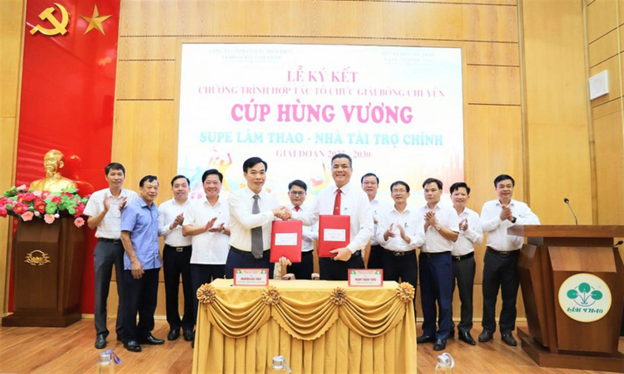 Supe Lâm Thao là nhà tài trợ chính của Giải bóng chuyền Cúp Hùng Vương