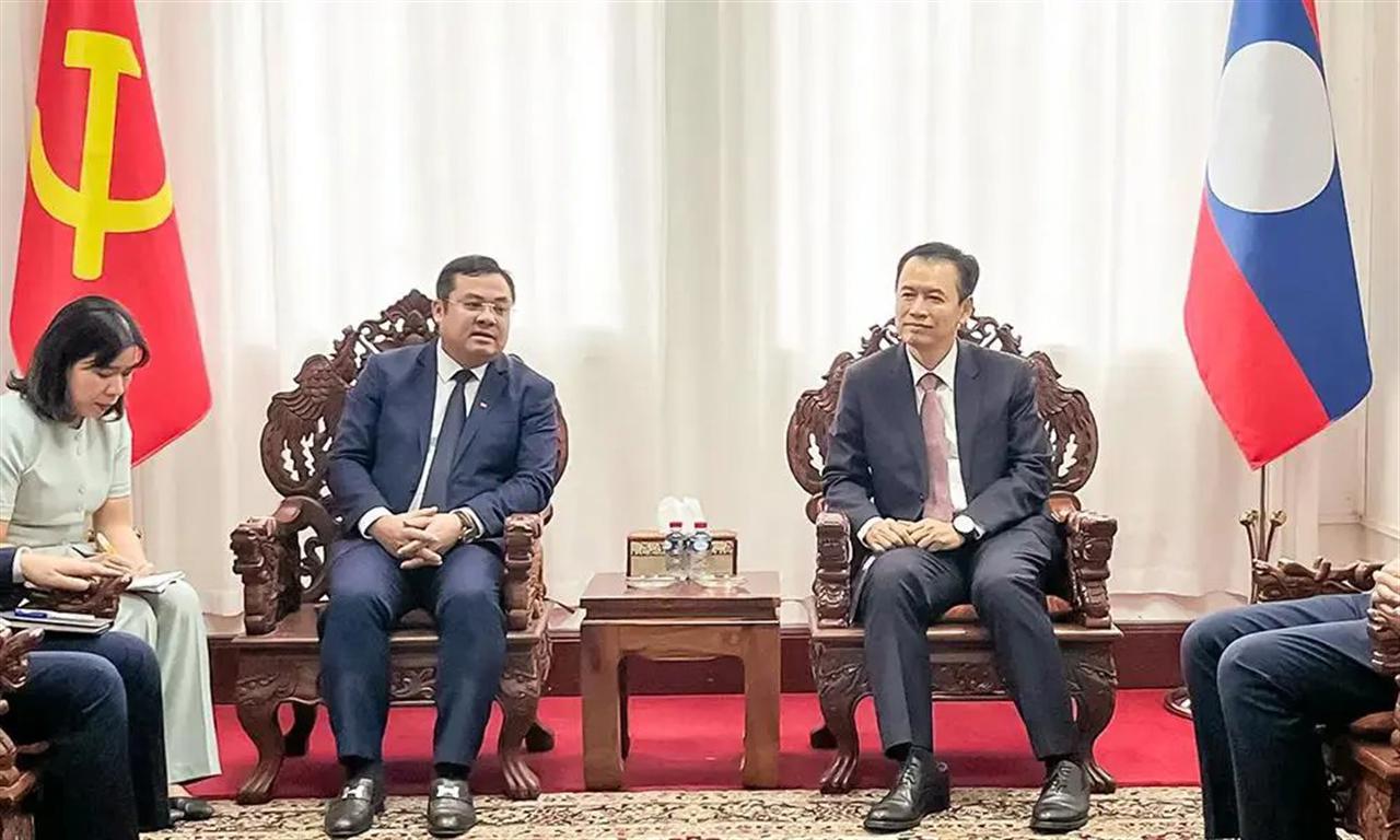 VINACHEM WORKS WITH LAO MINISTER OF INDUSTRY AND COMMERCE: EFFORT TO ACCELERATE PROGRESS OF POTASH ROCK SALT MINING PROJECT