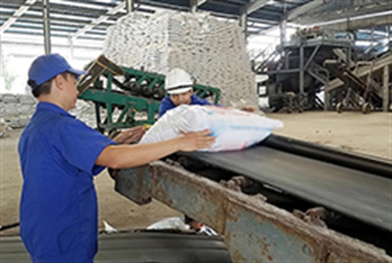 Miễn thuế VAT cho doanh nghiệp phân bón: Lợi bất cập hại!