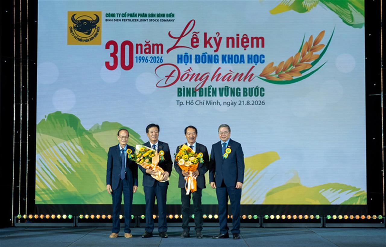 Bình Điền kỷ niệm 30 năm thành lập Hội đồng Khoa học, tiếp tục đưa khoa học vào đồng ruộng