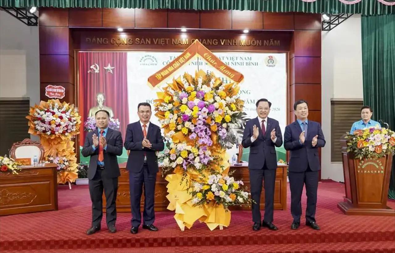 Ninh Binh Fertilizer: Promoting Democracy – Strengthening Dialogue – Building Consensus to Fulfill 2026 Tasks