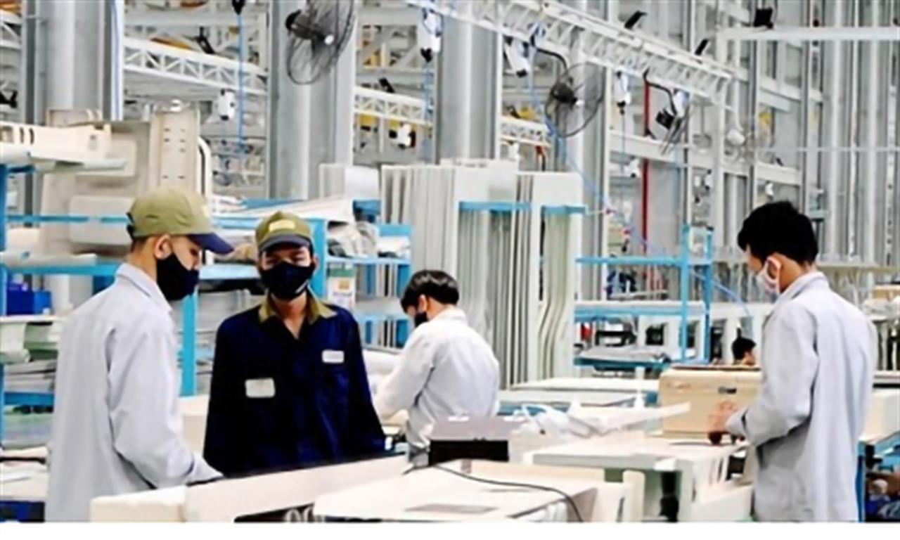 Rà soát giảm phí, lệ phí tháo gỡ khó khăn cho đối tượng chịu ảnh hưởng dịch COVID-19