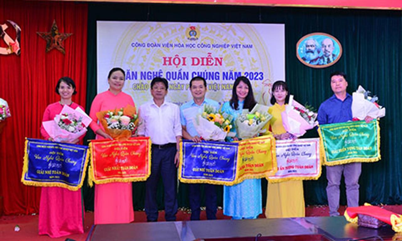 Viện Hóa học Công nghiệp Việt Nam tổ chức Hội diễn văn nghệ chào mừng kỷ niệm chào mừng kỷ niệm 93 năm ngày thành lập Hội LHPN Việt Nam và 13 năm Ngày phụ nữ Việt Nam 20/10/2023