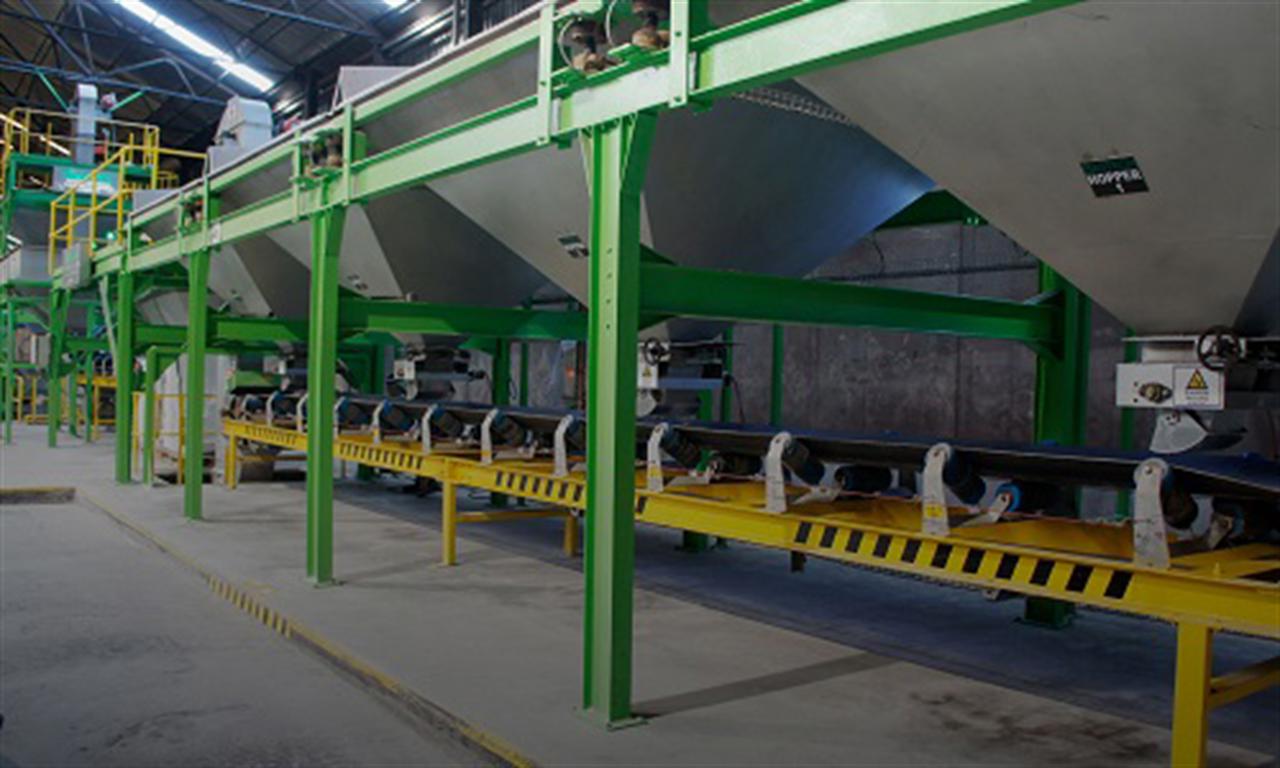 Thị trường phân bón chợ đen tại Ấn Độ phát triển mạnh khi giá tăng cao