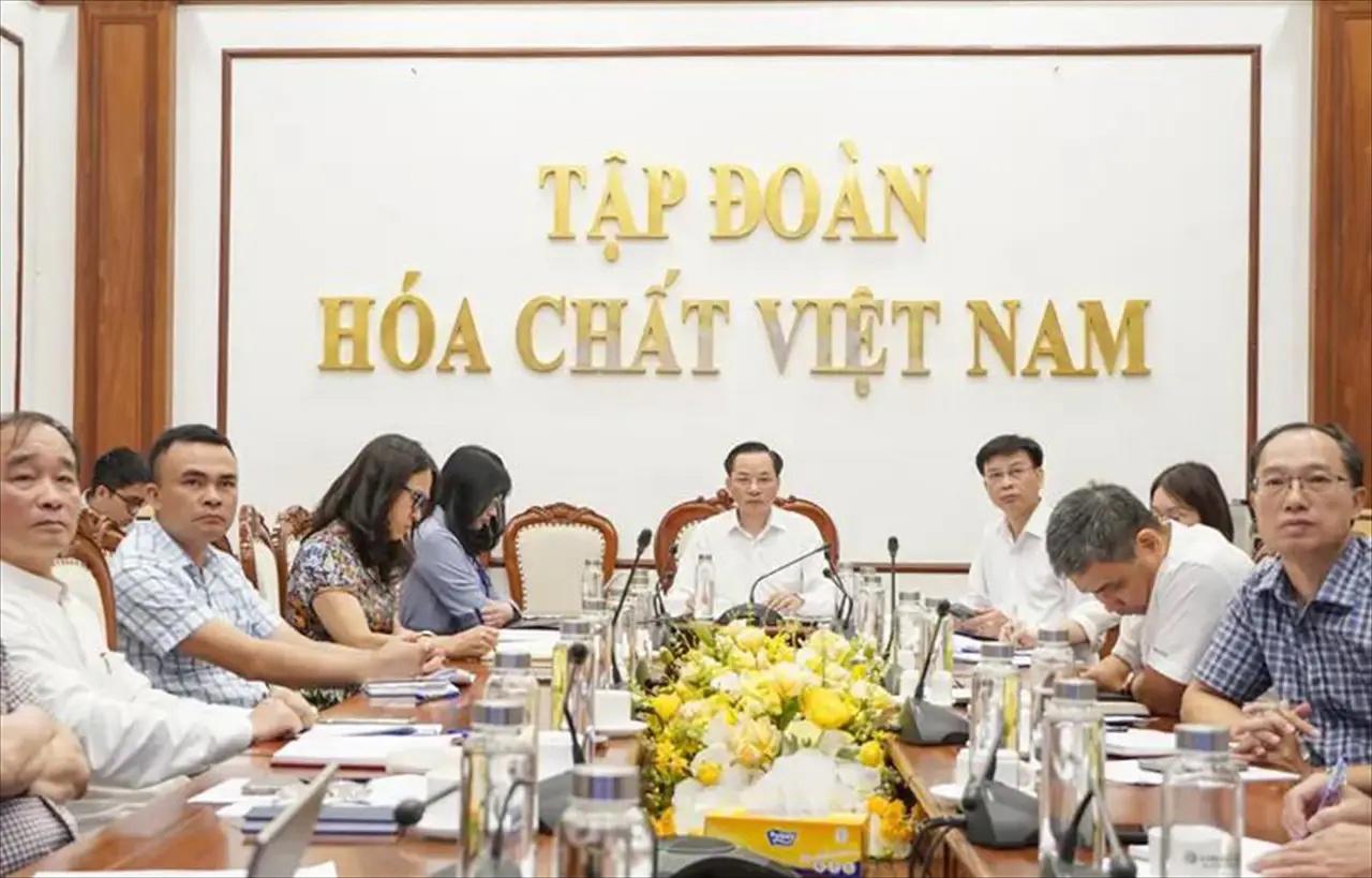 Vinachem Proactively Responds to Market Fluctuations, Ensures Completion of 2026 Plan