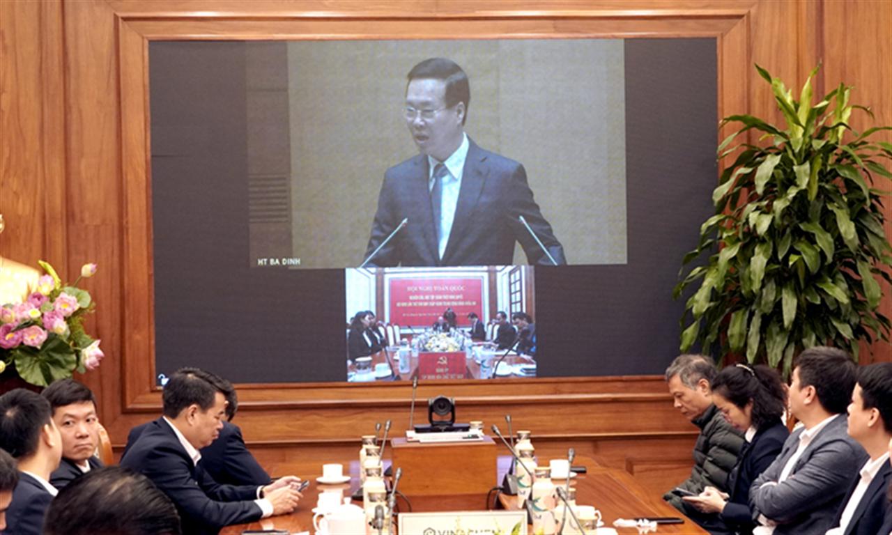 Đảng ủy VINACHEM tham gia Hội nghị trực tuyến nghiên cứu, học tập, quán triệt, Nghị quyết Hội nghị Trung ương 8, khóa XIII