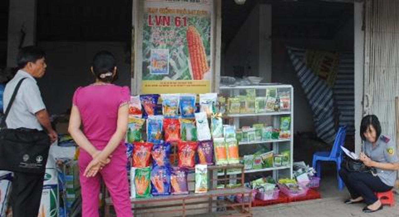 Hỗn loạn phân bón: Thanh tra vạch ra rồi... để đấy!