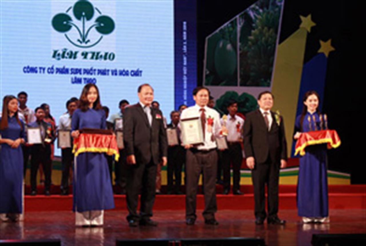 Lâm Thao đạt Thương hiệu Vàng Nông nghiệp 2016