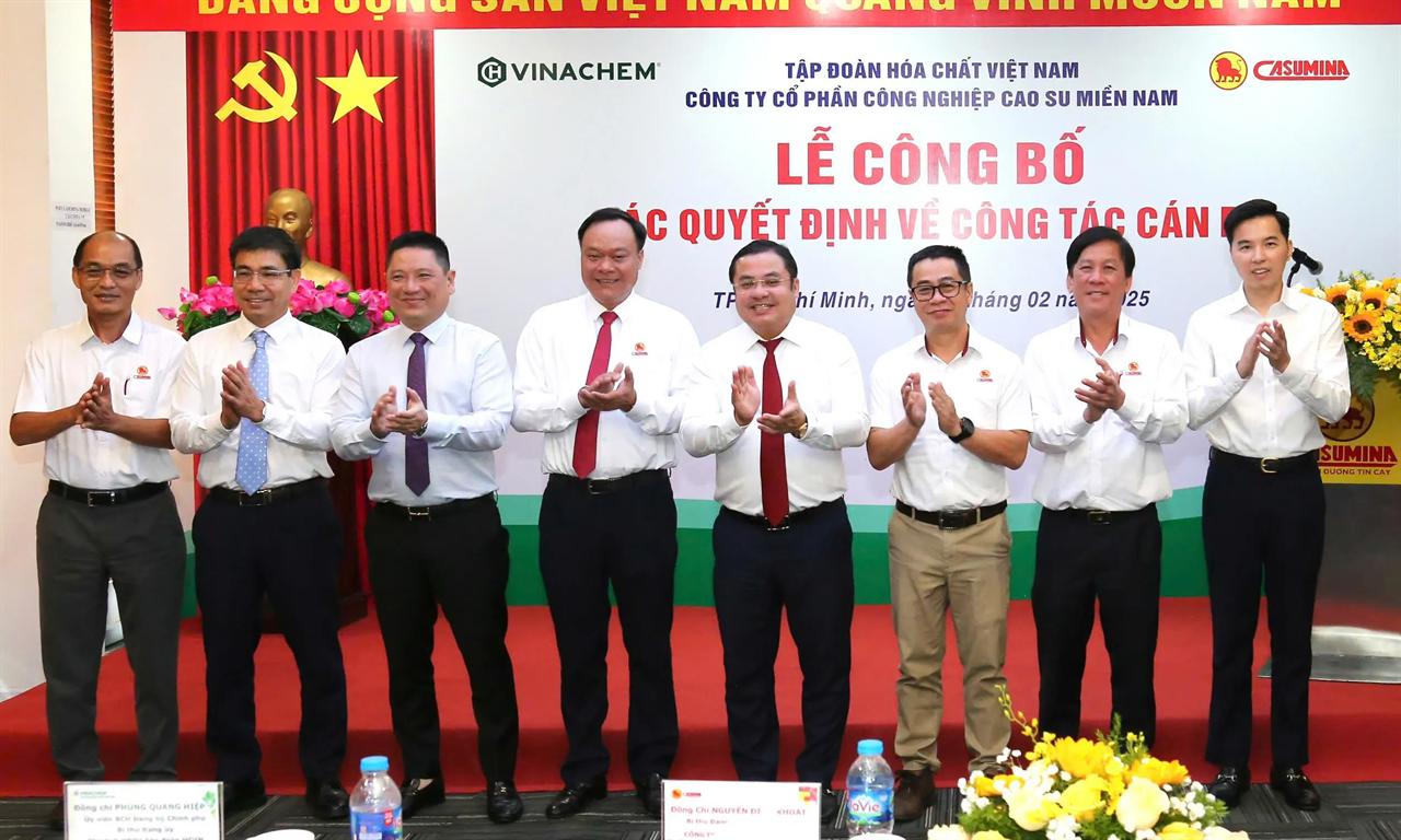 LỄ CÔNG BỐ QUYẾT ĐỊNH: Bí Thư Đảng Ủy, Tổng Giám Đốc Công ty CP Công nghiệp Cao su Miền Nam