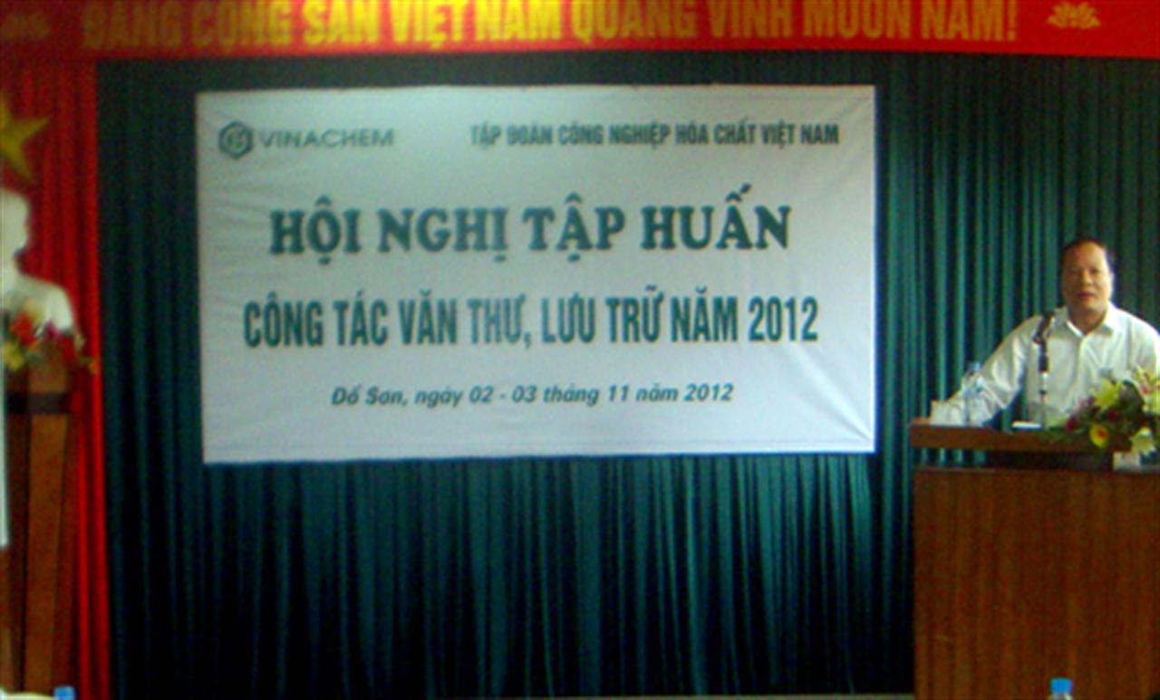 VINACHEM: Tổ chức Hội nghị  triển khai thi hành Luật Lưu trữ
