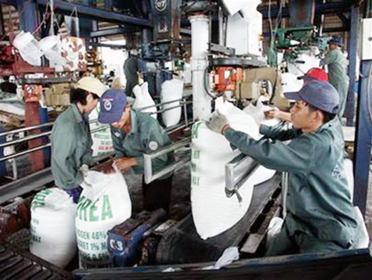 Giá Ure tiếp tục tăng mạnh ở hầu hết các địa phương