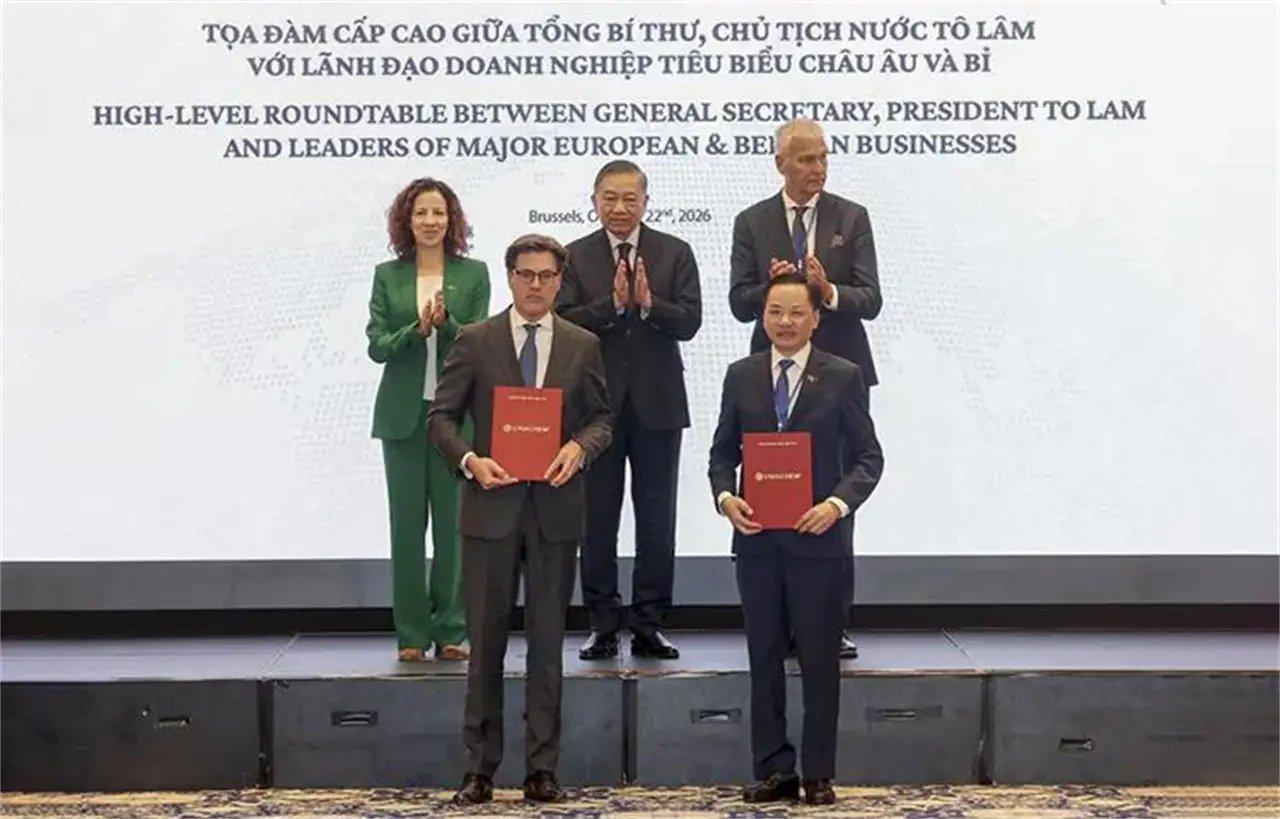 Vinachem and Air Liquide exchange memorandum of understanding in the presence of General Secretary and State President Tô Lâm