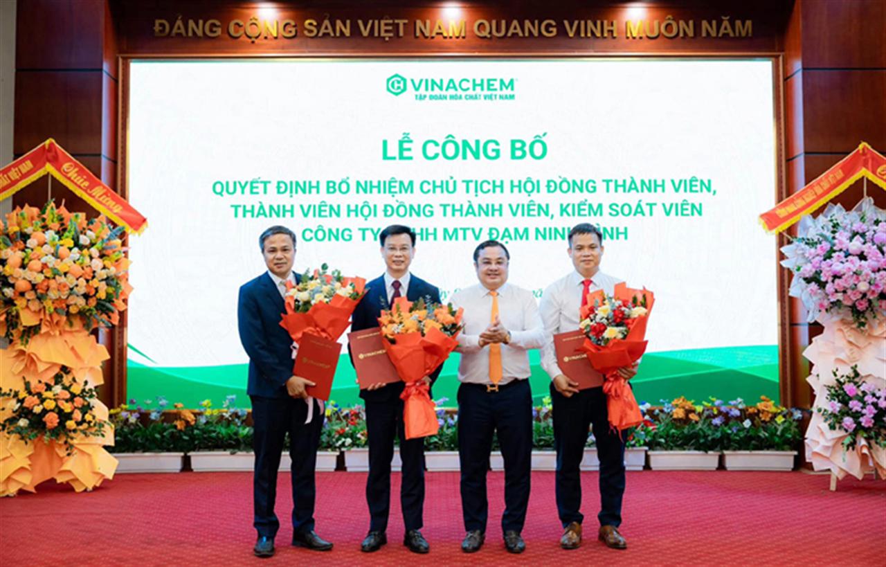 Đạm Ninh Bình kiện toàn đội ngũ lãnh đạo, tri ân nguyên cán bộ