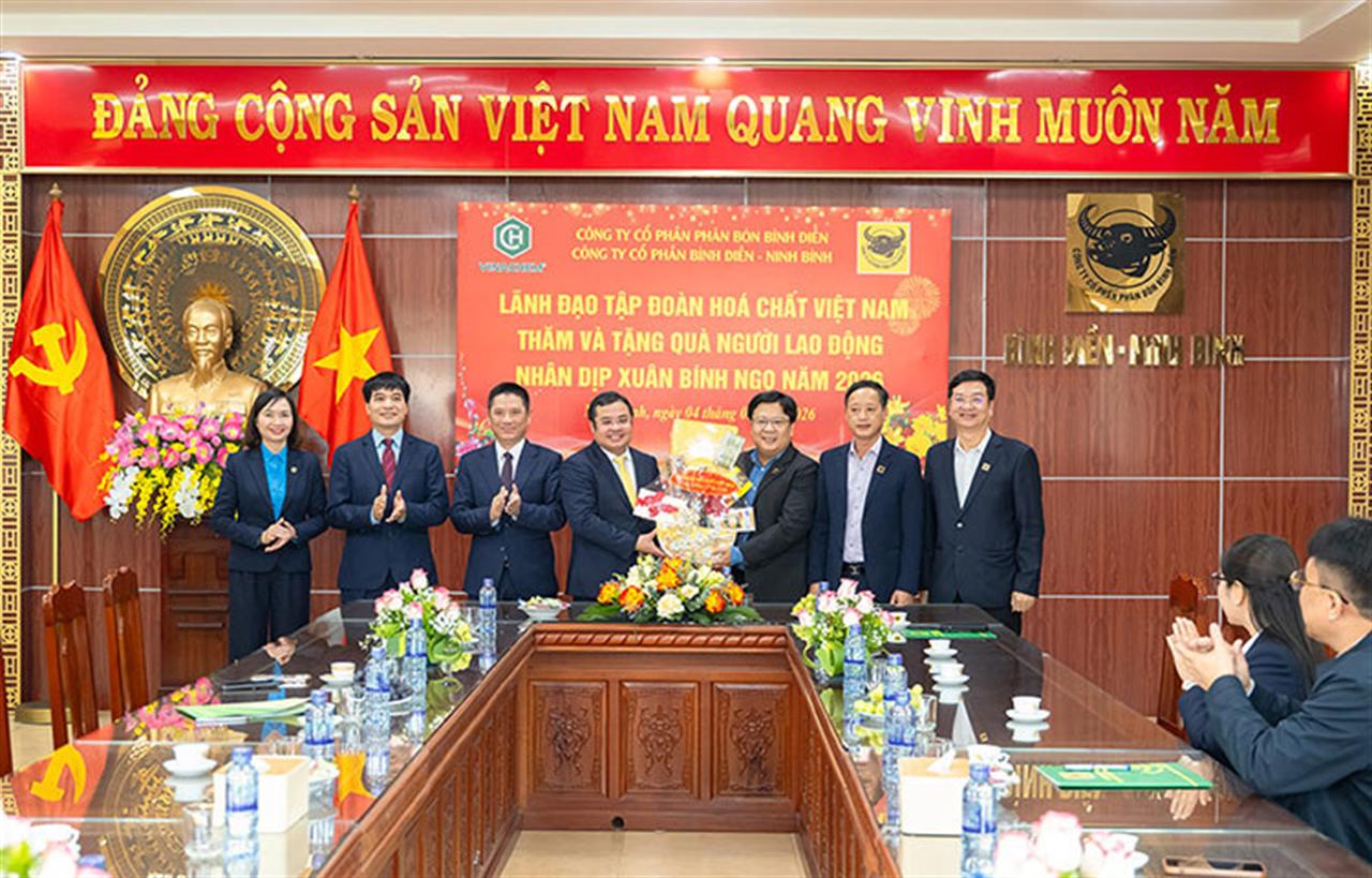 Vietnam National Chemical Group Visits and Extends Lunar New Year Greetings to Binh Dien Fertilizer JSC – Ninh Binh Branch