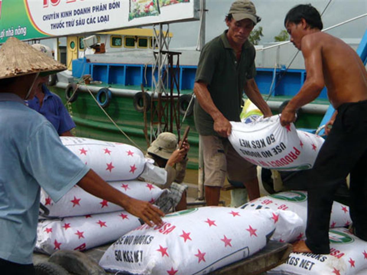 Thị trường phân bón trong nước đến ngày 18/11/2011