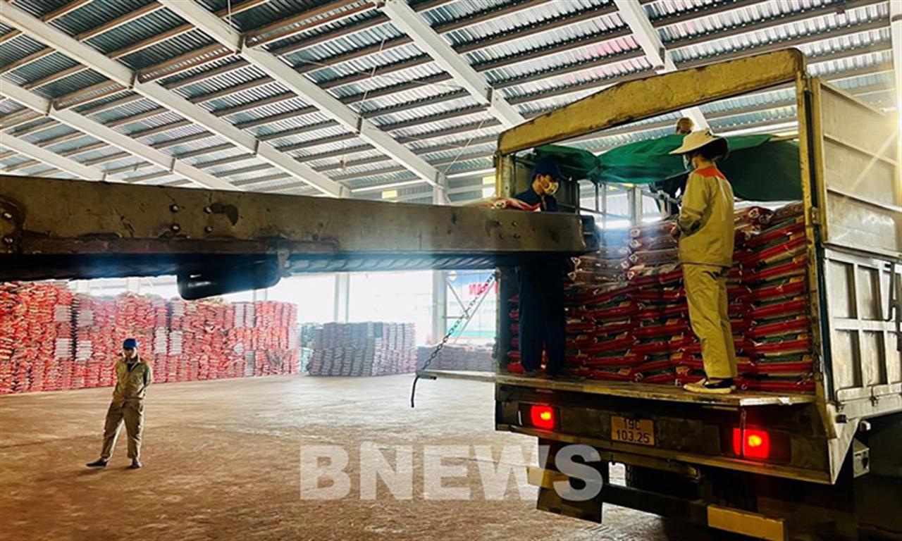 Công ty Supe Lâm Thao vượt chỉ tiêu 6 tháng