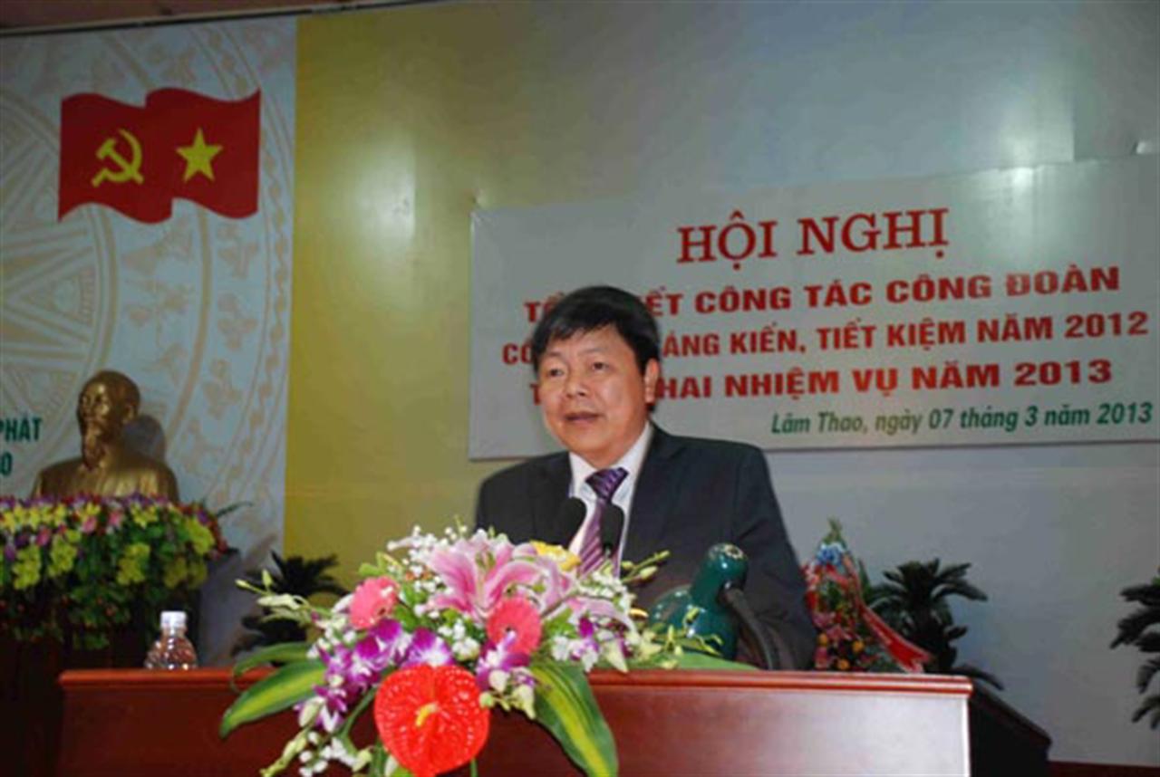 Công ty cổ phần Supe phốt phát và Hóa chất Lâm Thao triển khai nhiệm vụ công tác Công đoàn và sáng kiến tiết kiệm năm 2013