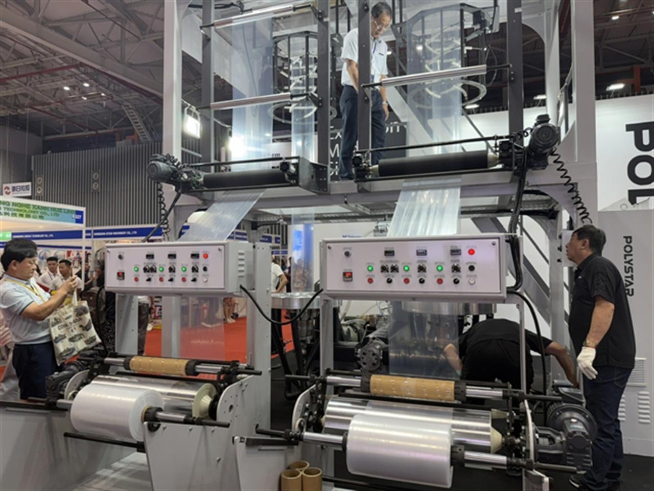 Int’l Plastics & Rubber Industry Exhibition opens in HCM City