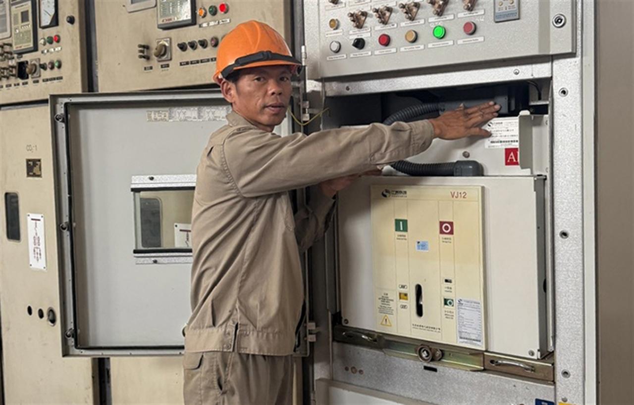 Công nhân lao động xuất sắc Quý II/2026: Anh Hoàng Anh, Tổ trưởng sửa chữa xưởng Điện, Công ty Cổ phần Phân đạm và Hoá chất Hà Bắc