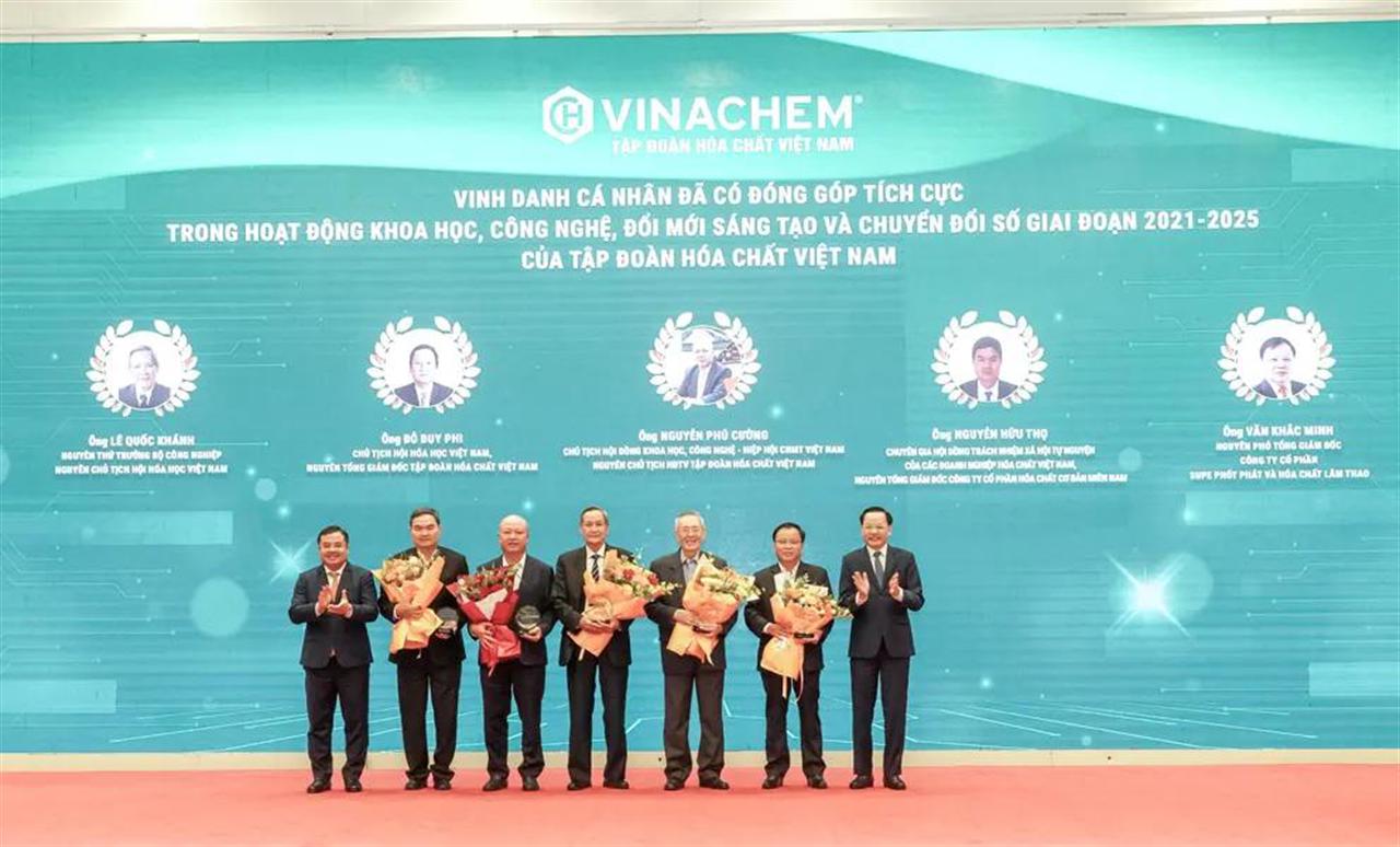 Vinachem tổng kết hoạt động khoa học – công nghệ, đổi mới sáng tạo và chuyển đổi số giai đoạn 2021–2025, định hướng giai đoạn 2026–2030