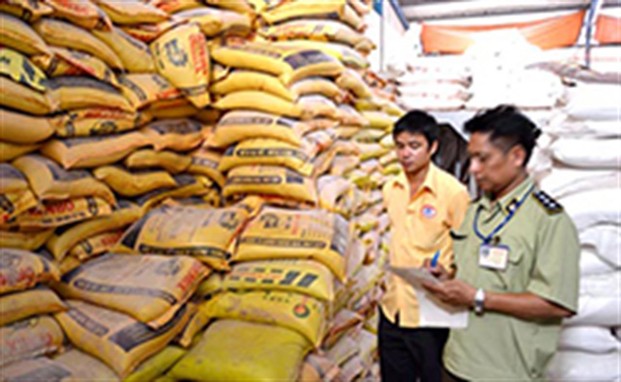 Hơn 7.000 loại phân bón vẫn 'nhảy nhót, tung hoành'