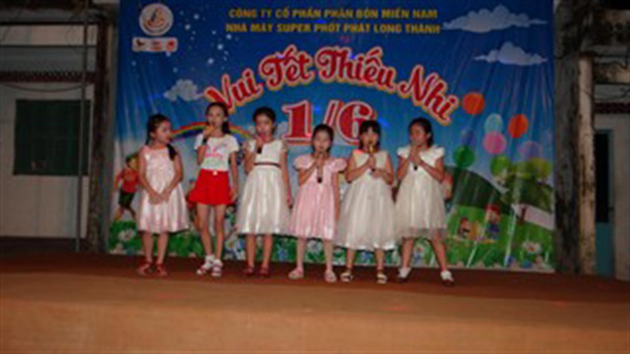 Đoàn TN Nhà máy Super Phốt Phát Long Thành tổ chức đêm liên hoan vui tết thiêu nhi 1 - 6 năm 2017