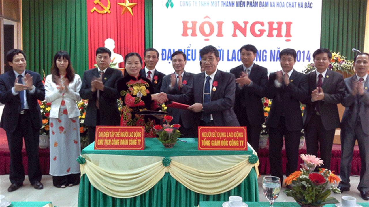 Công ty TNHH 1TV Phân đạm & HC Hà Bắc tổ chức hội nghị người lao động năm 2014