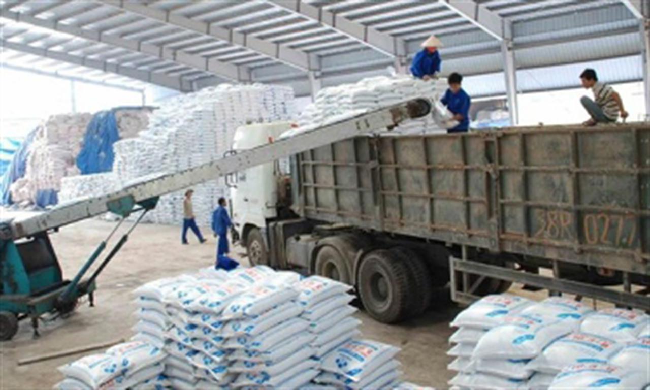 Doanh nghiệp ngành phân bón phải 'gánh' tới 4.000 tỷ đồng/năm do không được tính VAT