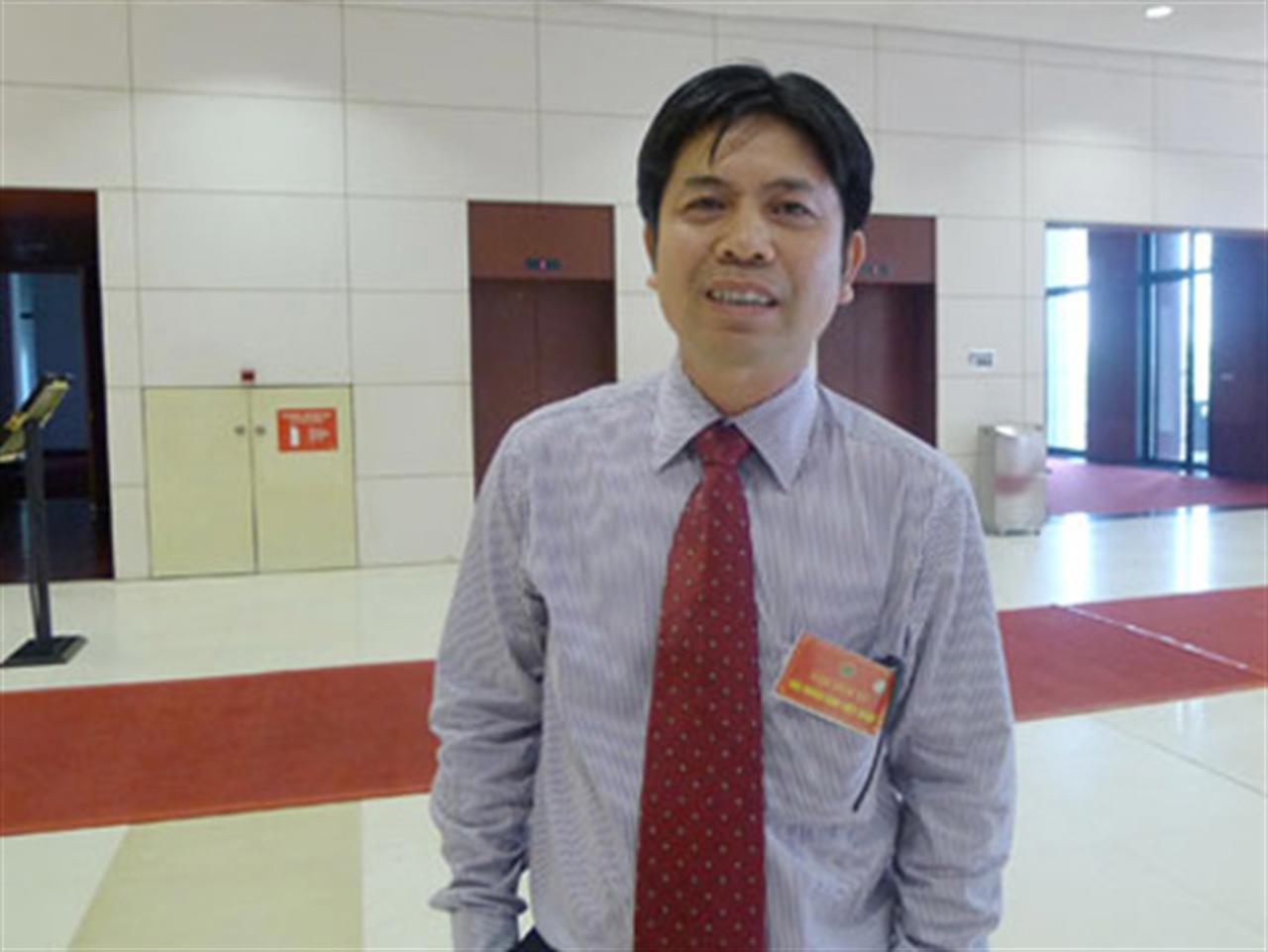 Để nông dân không bỏ ruộng: Quản lý chặt thị trường vật tư, phân bón