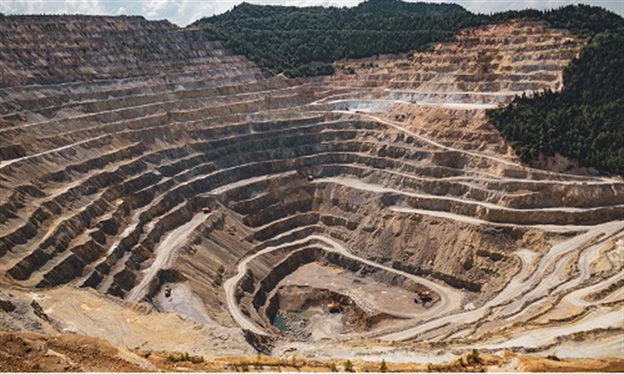 US seeks to stockpile cobalt for first time in decades