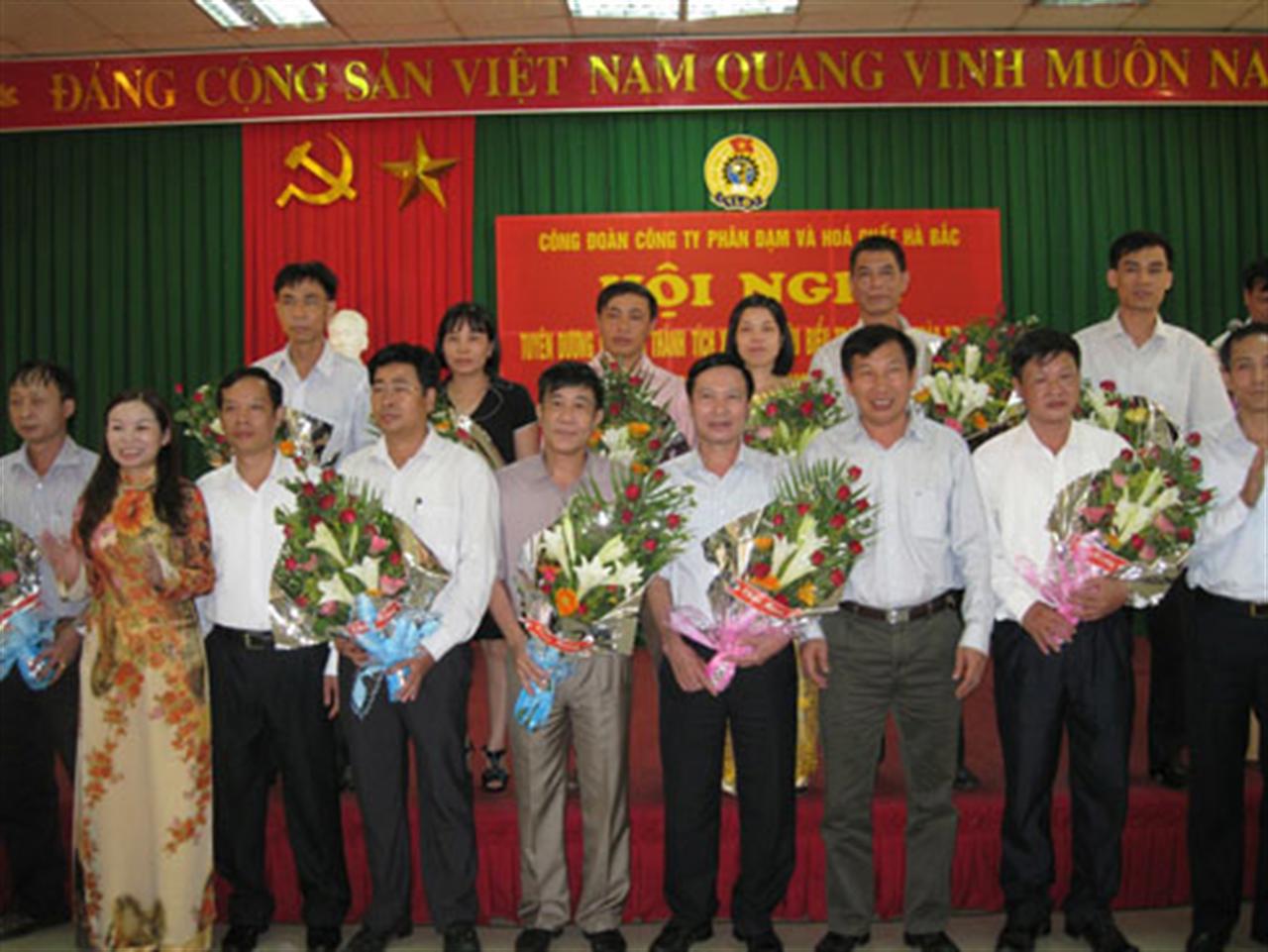 Công ty TNHH MTV Phân Đạm và Hoá chất Hà Bắc đi lên từ phong trào Lao động sáng tạo