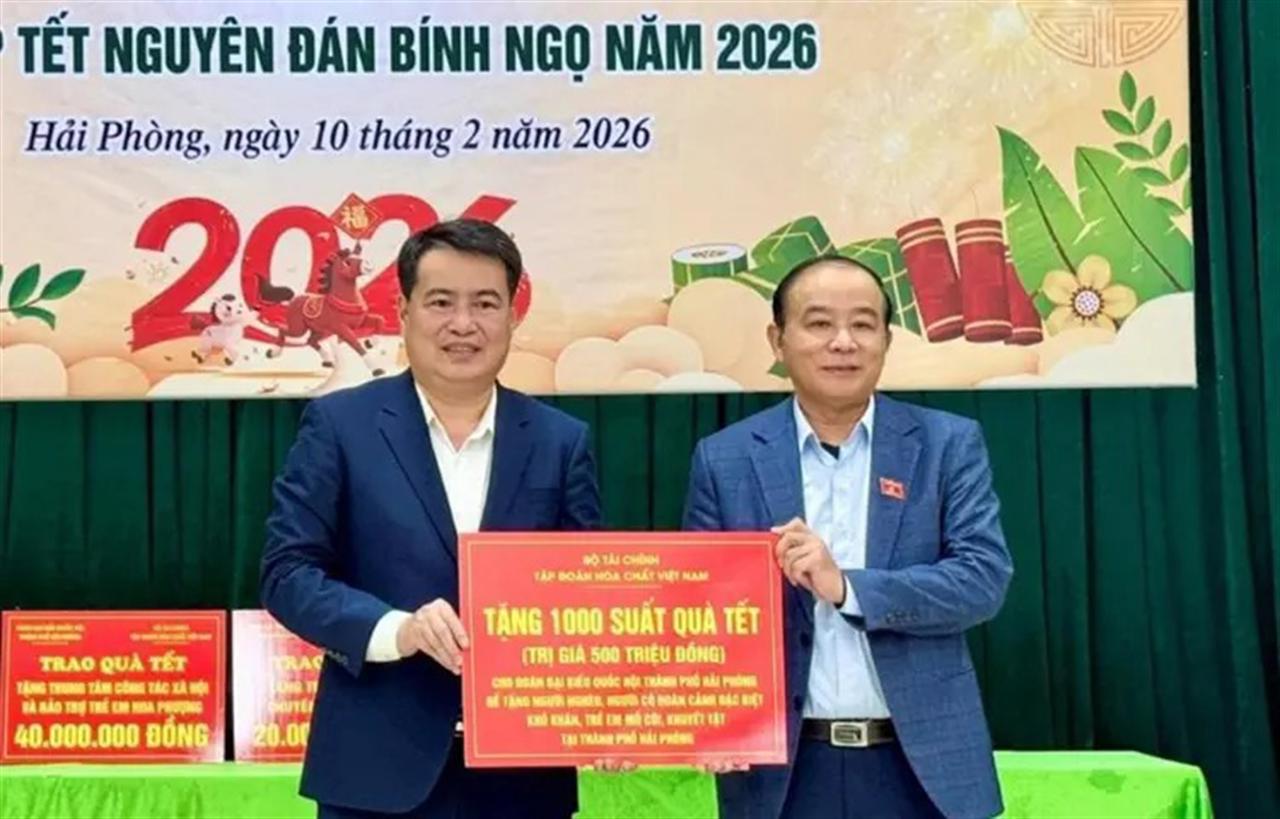 DAP – VINACHEM: Spreading Love – Joining Hands for the Community