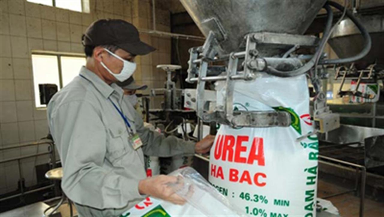 Miễn thuế GTGT cho phân bón: Tưởng được hóa mất!