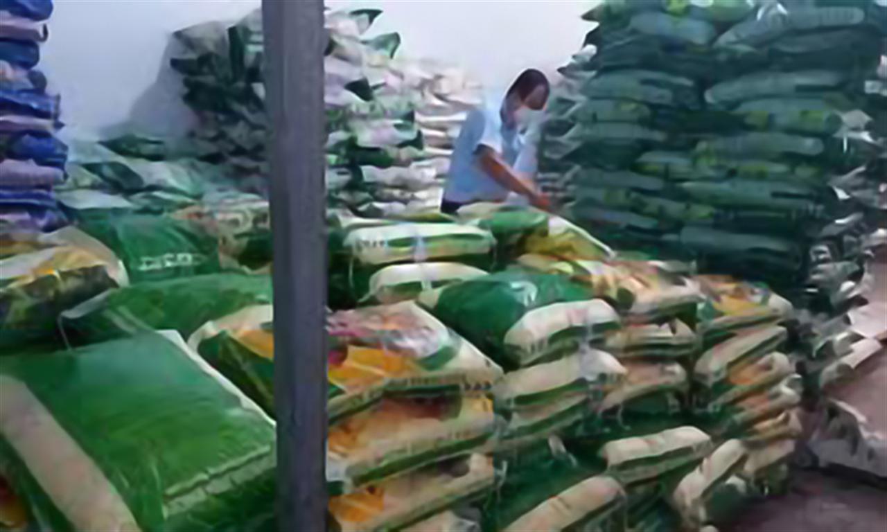 Nhập khẩu phân bón 5 tháng năm 2022 giảm lượng, tăng kim ngạch