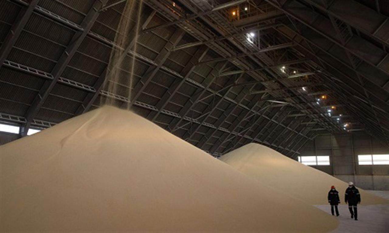EU Ready to Relax Sanctions Against Key Russian Fertilizer Producers