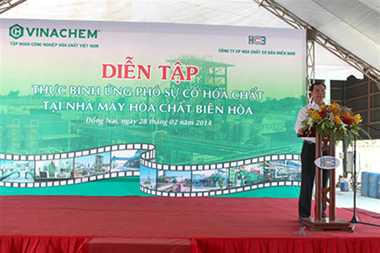 Vinachem: Diễn tập thực binh ứng phó sự cố hóa chất