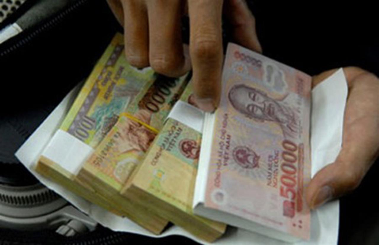 Tăng lương tối thiểu của công chức từ 1/5/2012