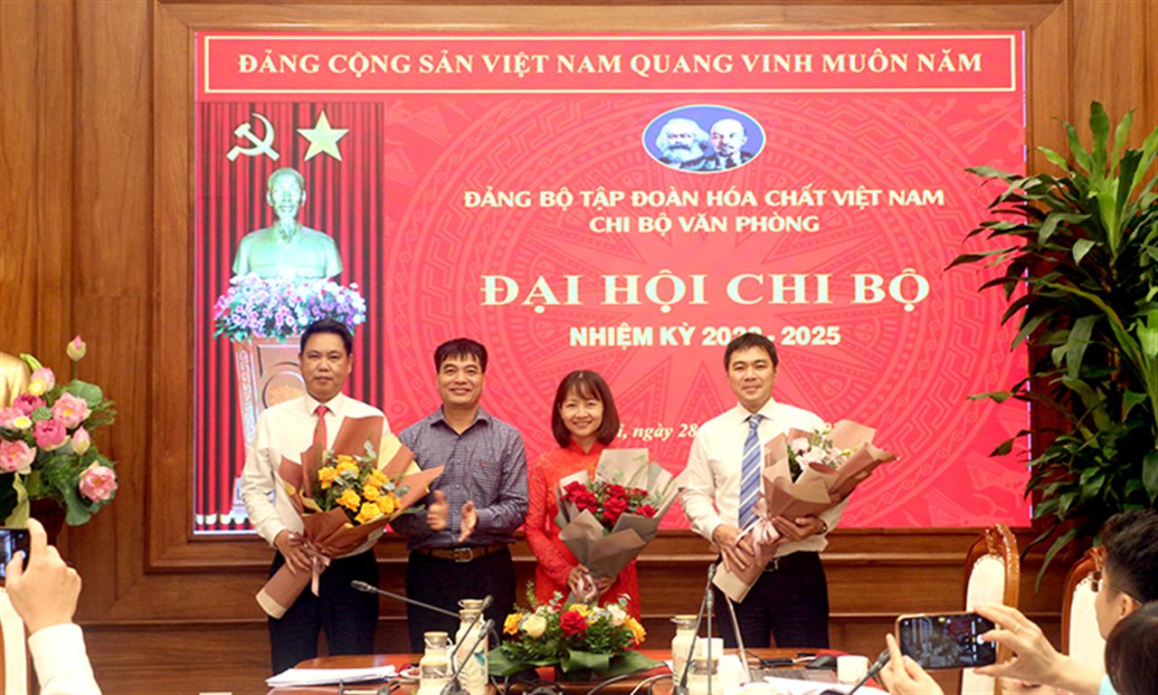 Đại hội Chi bộ Văn phòng nhiệm kỳ 2022 - 2025